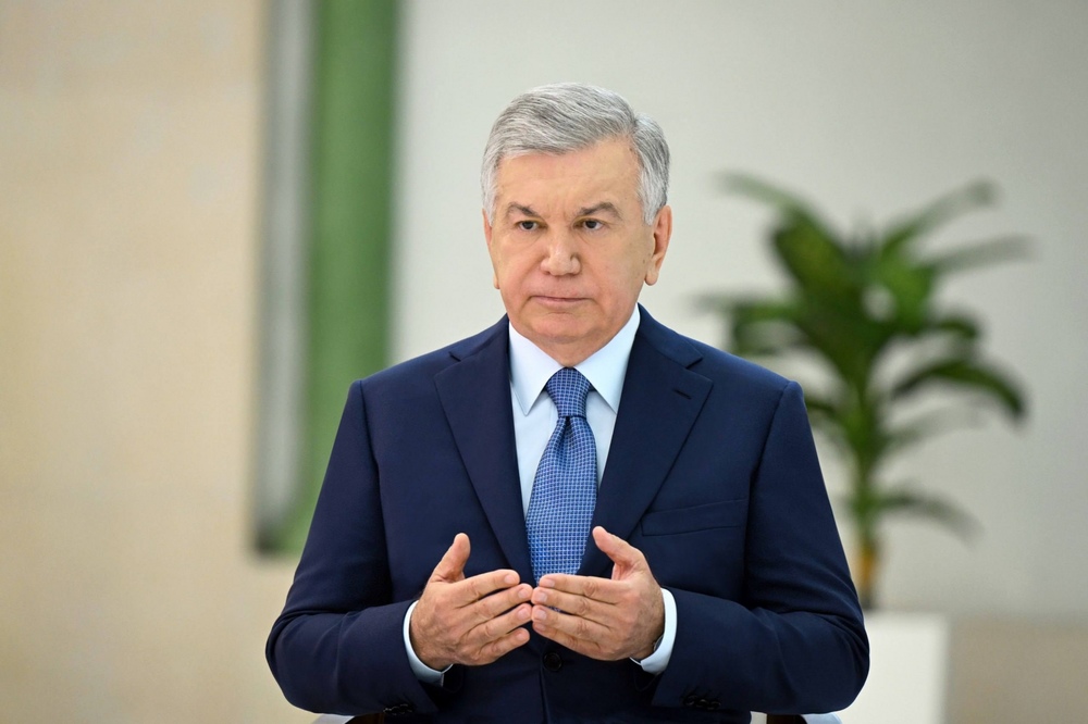 Мирзиёев почтил память Ислама Каримова в 10-ю годовщину его смерти