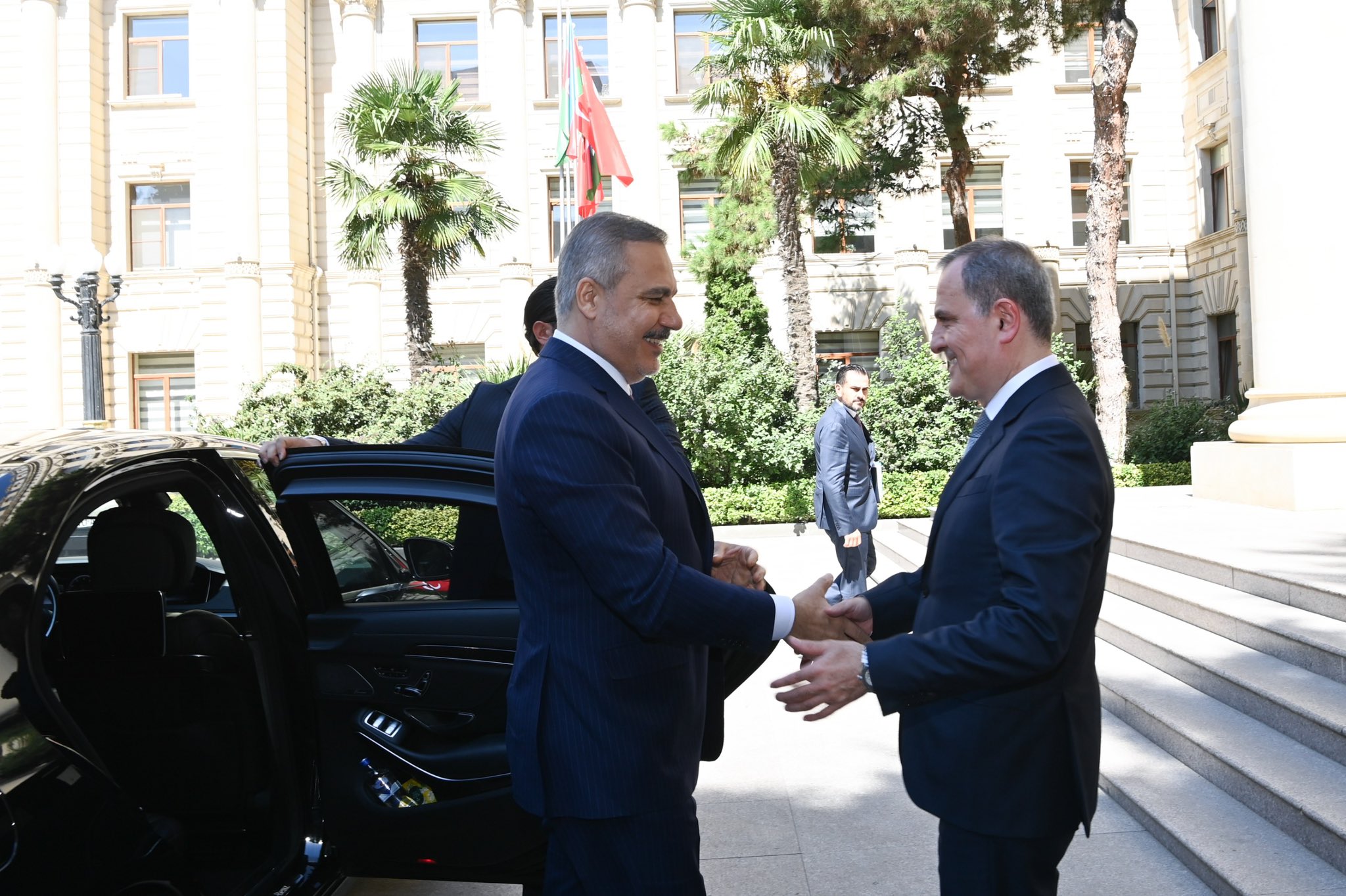 Хакан Фидан прибыл в Азербайджан