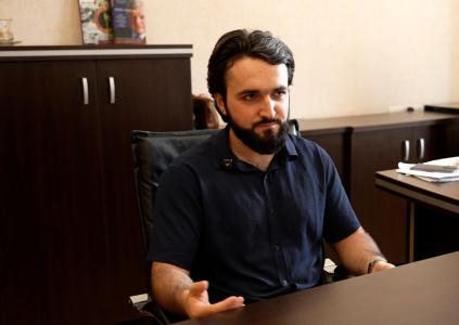«ИИ заберёт не работу, а привычную профессию». Креативный директор AI-института о гонке технологий