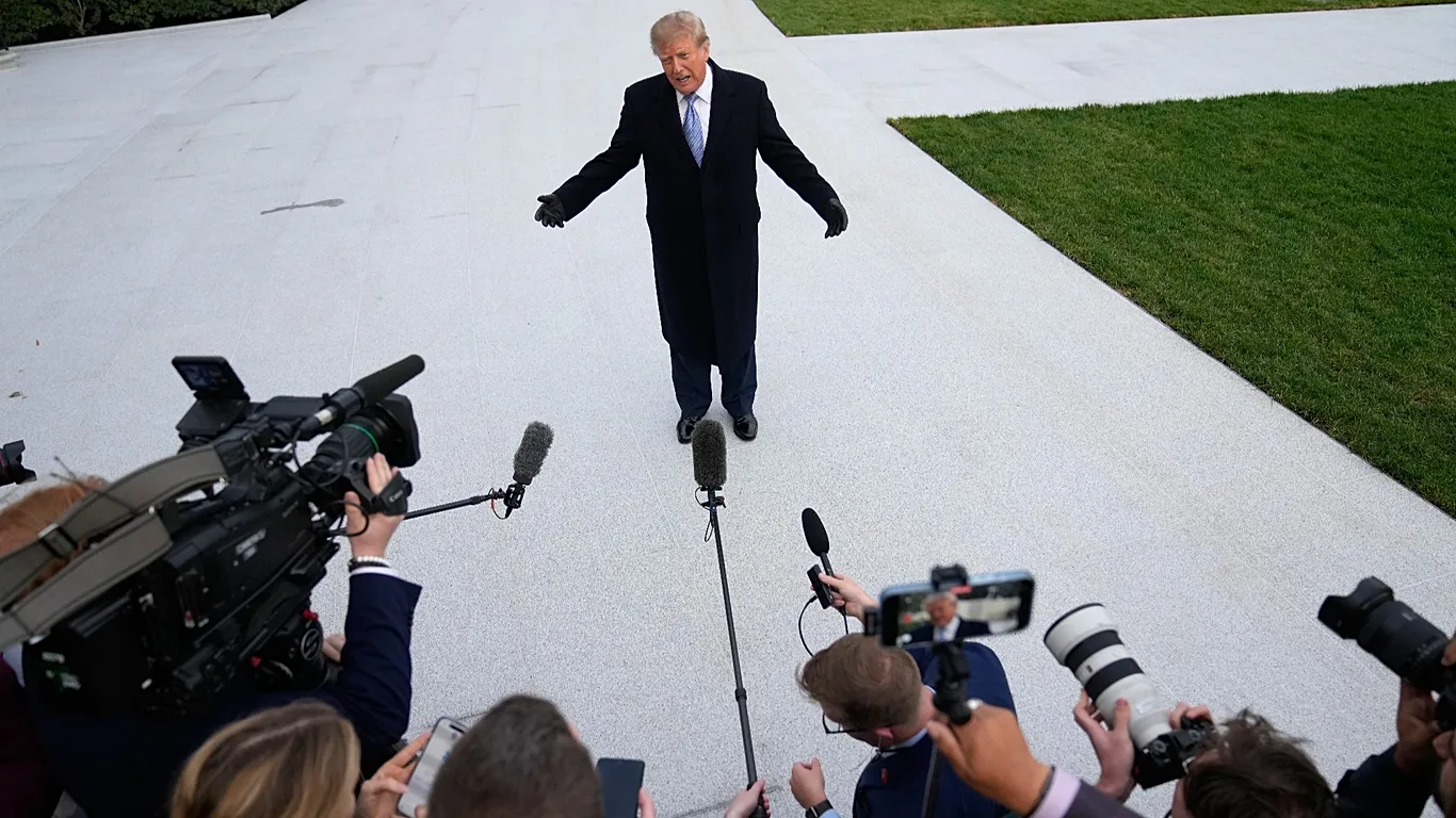 Суд США отменил запрет Трампа для CNN и Politico