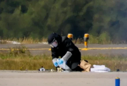 Беспилотник упал рядом с авиабазой Германии: начата операция