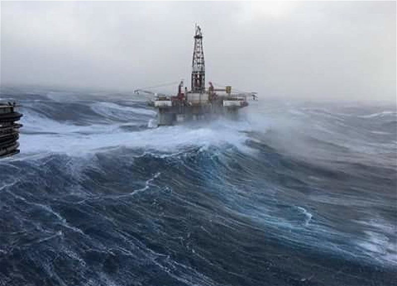 «Азнефть» усилила безопасность из-за сильного ветра