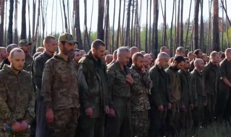 ВСУ прорвали оборону под Лиманом. 250 российских военных сдались в плен