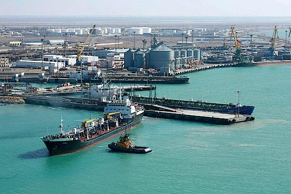 Казахстан увеличит мощность морских портов 1 Казахстан увеличит мощность морских портов