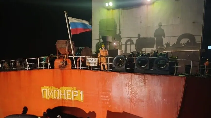 У берегов Мармара спасли дрейфовавший танкер с нефтью