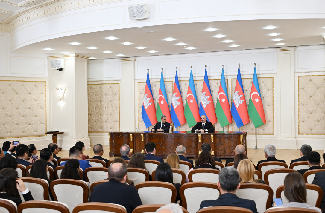 Ильхам Алиев назвал Камбоджу другом и партнером Азербайджана