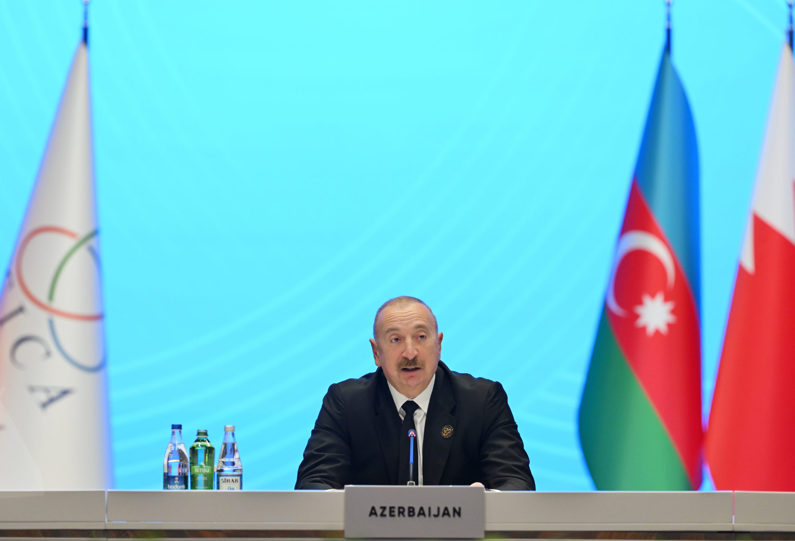Алиев: Азербайджан против двойных стандартов при разрешении межгосударственных конфликтов