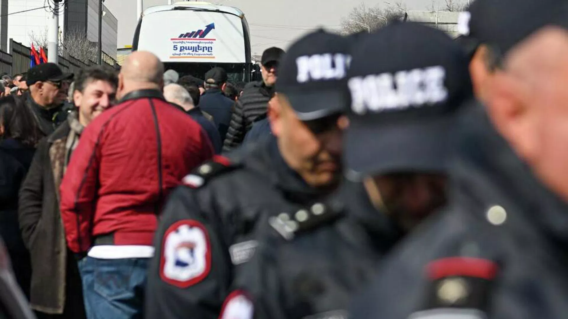 В Армении прохошли масштабные обыски и задержания сторонников оппозиции