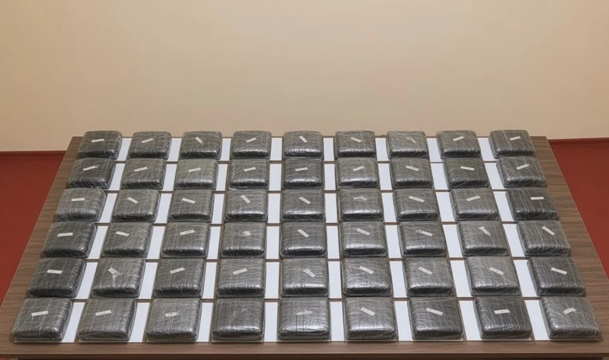 Предотвращена контрабанда более 124 кг наркотиков из Ирана в Азербайджан 2 Предотвращена контрабанда более 124 кг наркотиков из Ирана в Азербайджан