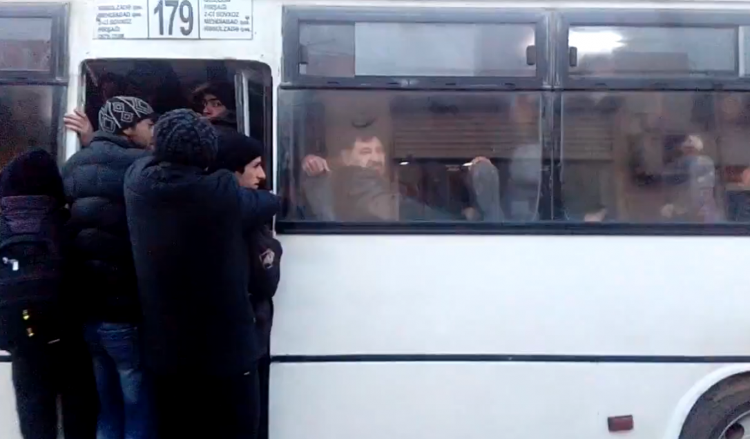 В Баку меняются маршруты движения некоторых автобусов