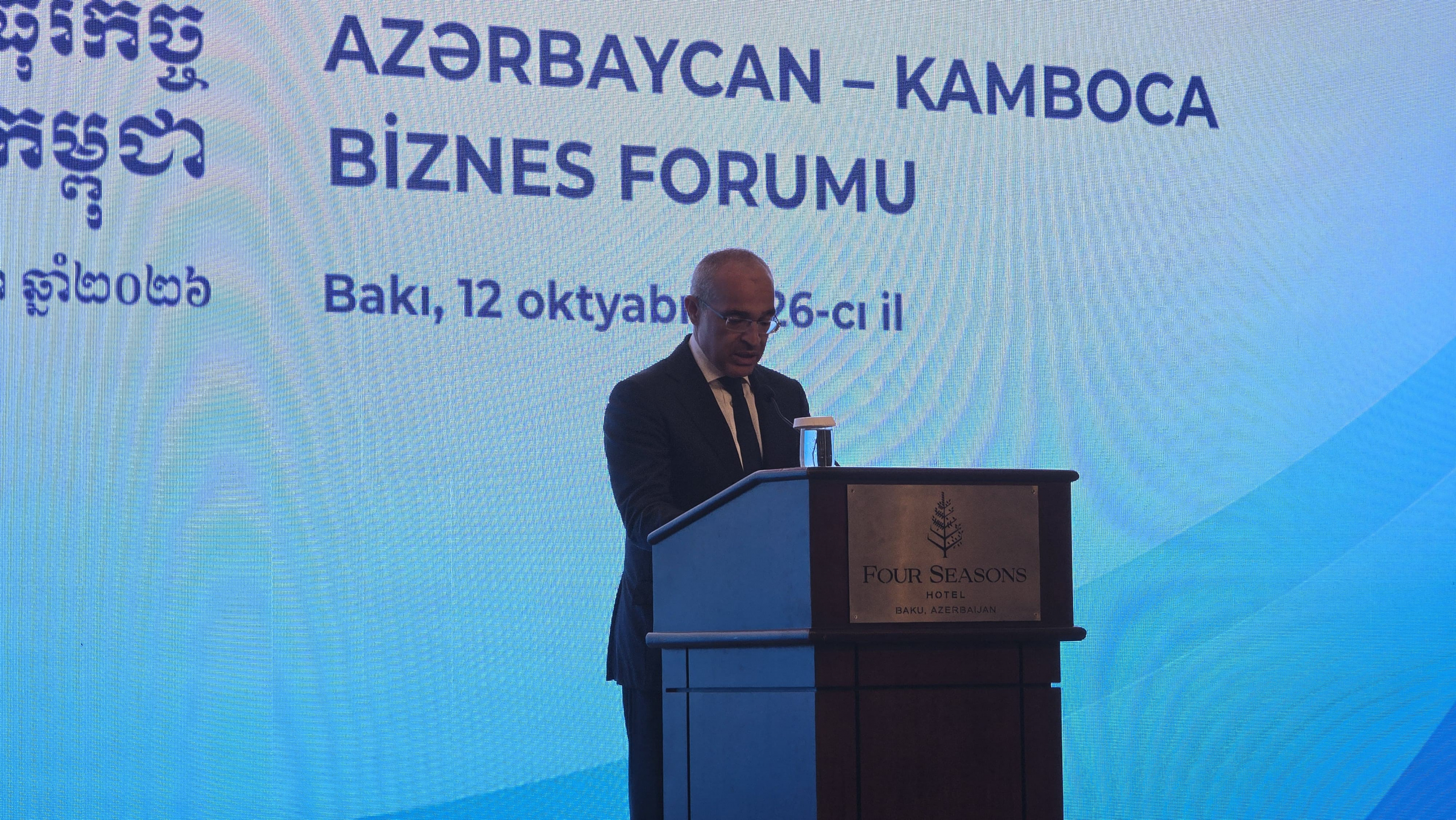 Азербайджан компенсирует до 70% транспортных расходов экспортеров
