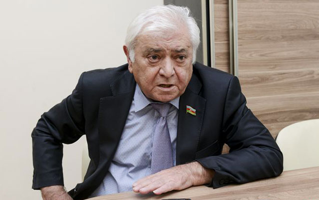 Агиль Аббас пожаловался, что ему не дают дом в Агдаме, и получил жёсткий ответ 2 Агиль Аббас пожаловался, что ему не дают дом в Агдаме, и получил жёсткий ответ