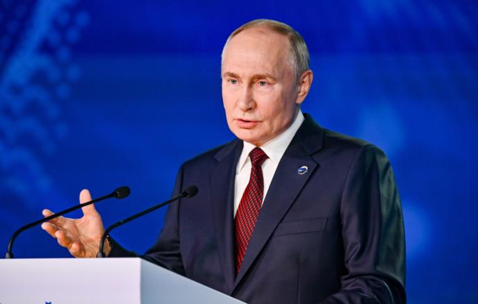 Путин призвал мир договориться о новом мировом устройстве